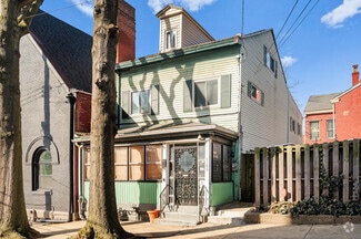 Building Photo - 1105 Middle St