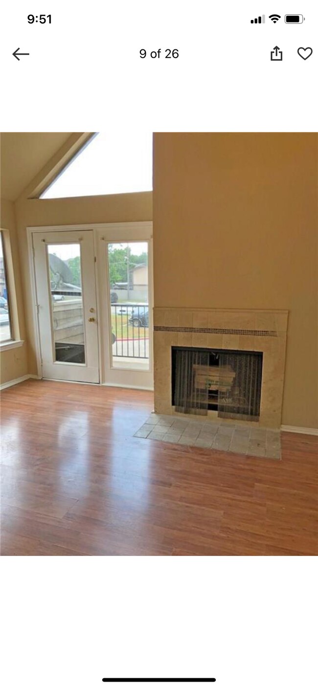 Building Photo - 9801 Walnut St