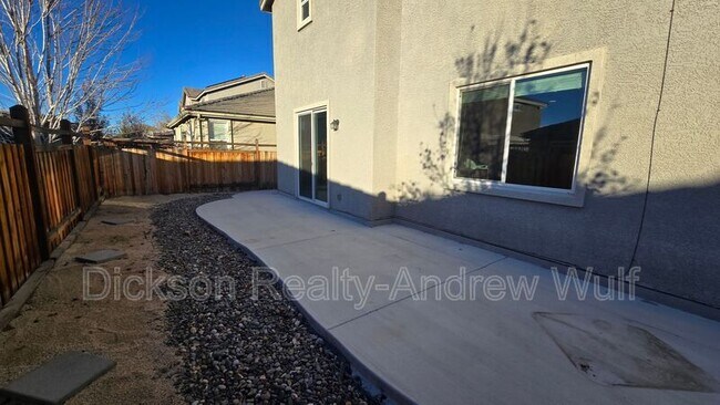 Building Photo - 7052 Diversey Dr