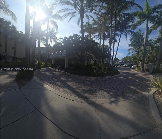 Building Photo - 8950 SW 69th Ct