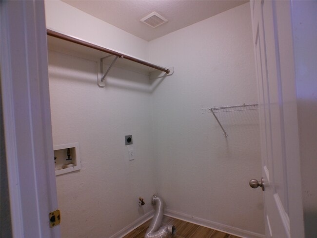 Building Photo - 35 Windswept Oaks Pl