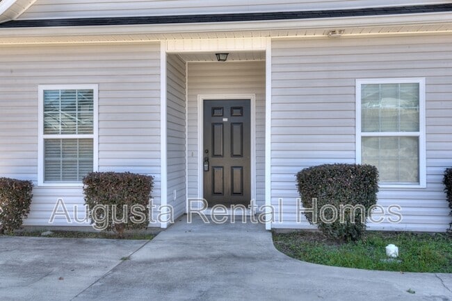 Building Photo - 205 Old Berzelia Rd