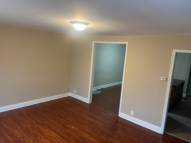 Building Photo - 44X Random Rd