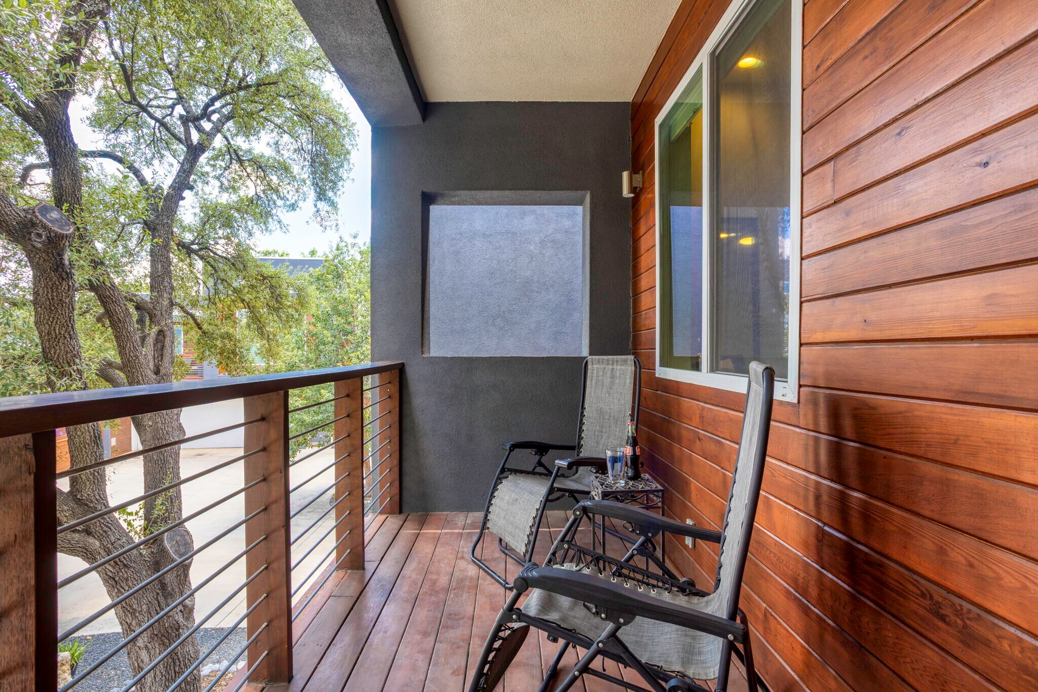 Building Photo - 326 Clay