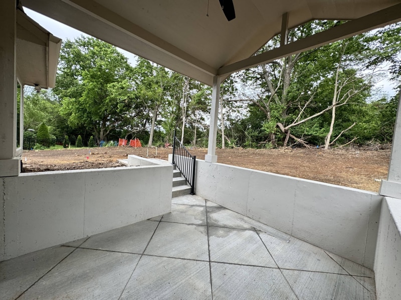 Building Photo - 1613 SW Hedgewood Ln