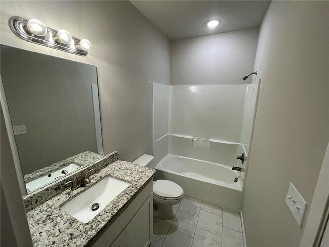 Building Photo - 2725 Ginger Ct