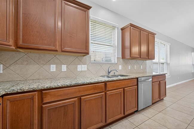 Building Photo - 26 Tidwillow Pl