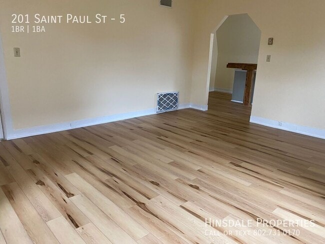 Building Photo - 201 Saint Paul St