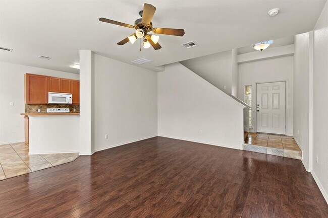 Building Photo - 2410 Great Oaks Dr