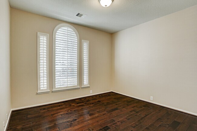 Building Photo - 5503 Honey Mesquite Way