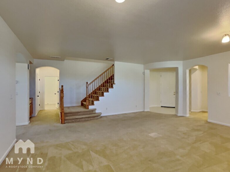 Building Photo - 9359 Lost Springs Ct