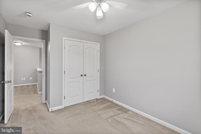 Building Photo - 1900 Lennox Dr