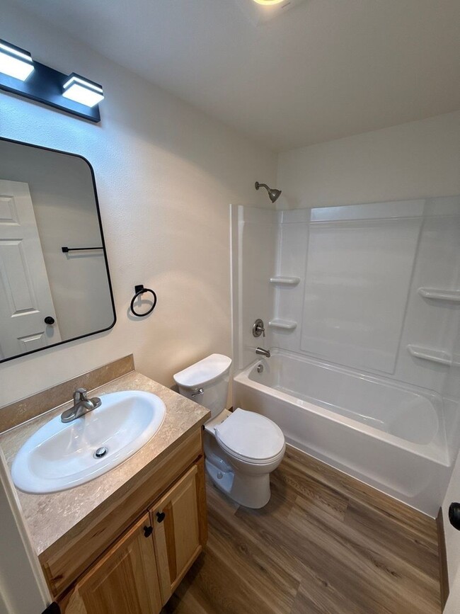 Building Photo - 4435 Campbell Dr SE