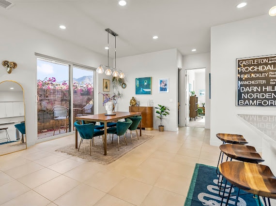 Dinning room - 3345 Ambassador Dr