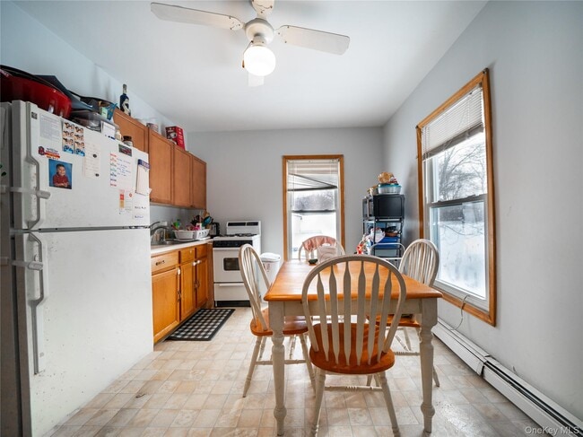 Building Photo - 130 Mahopac Ave