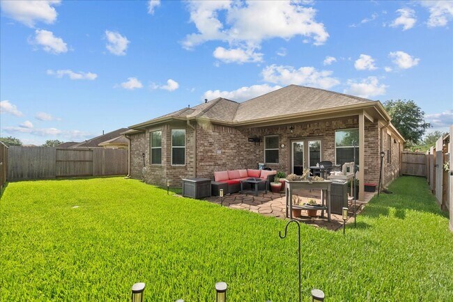 Building Photo - 2875 Torano Cir