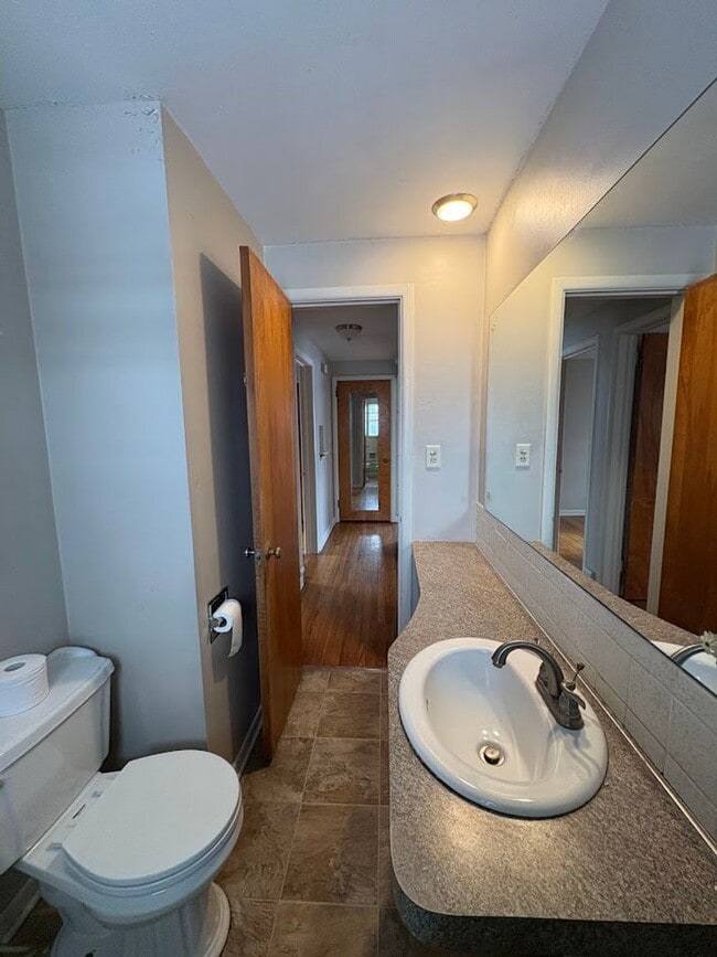 Building Photo - Three bedroom two bathroom single story home for rent