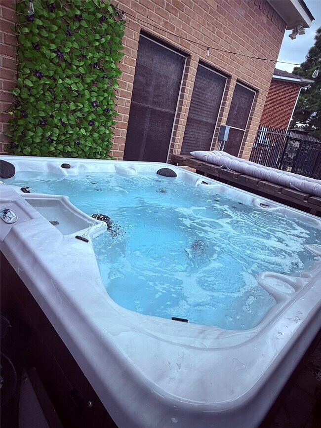 Building Photo - 17243 Desert Maize Ln