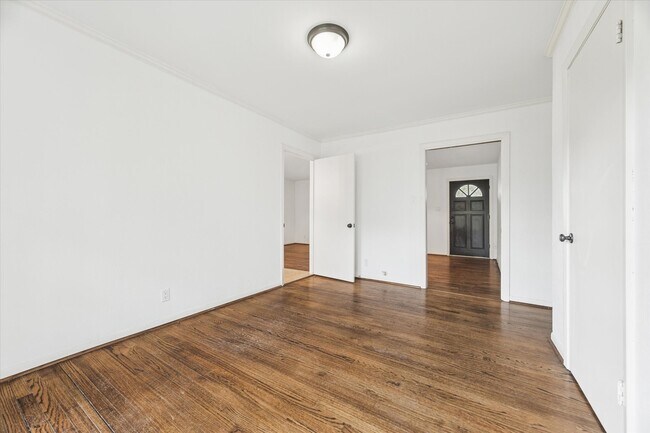 Building Photo - 4913 Nina Lee Ln