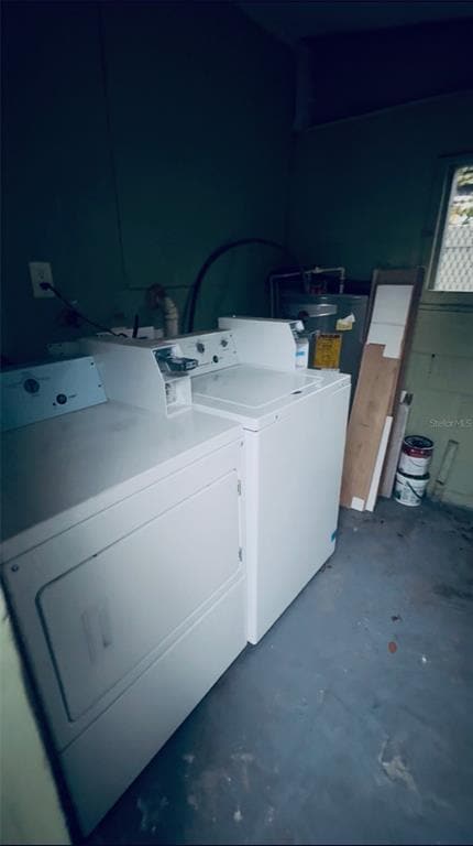 Building Photo - 1910 E Columbus Dr