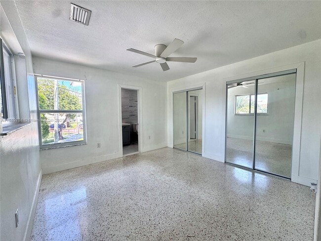 Building Photo - 250 Beacom Blvd