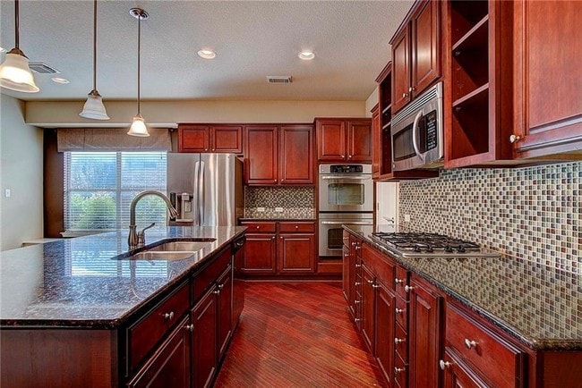 Building Photo - 2409 Santa Clara Ln