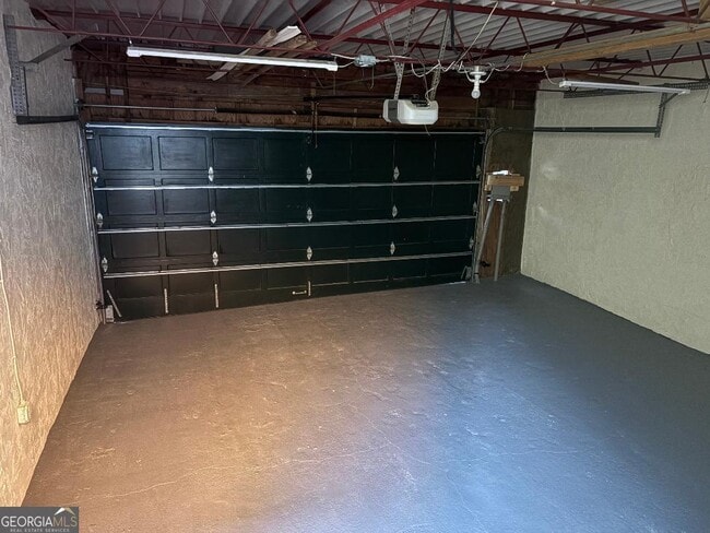 Building Photo - 228 Fairview Ave