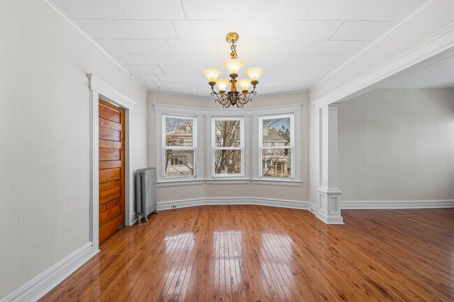 Building Photo - 287 Hornblower Ave