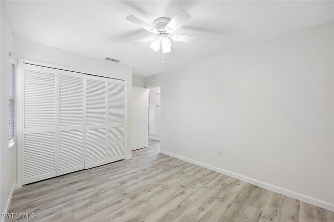 Building Photo - 5024 Chiquita Blvd S