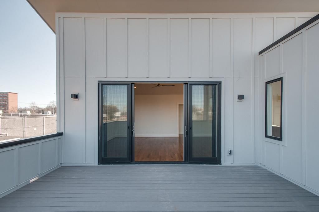 Rooftop deck with unobstructed views of the Gulch and downtown - 1207 Tremont Ave