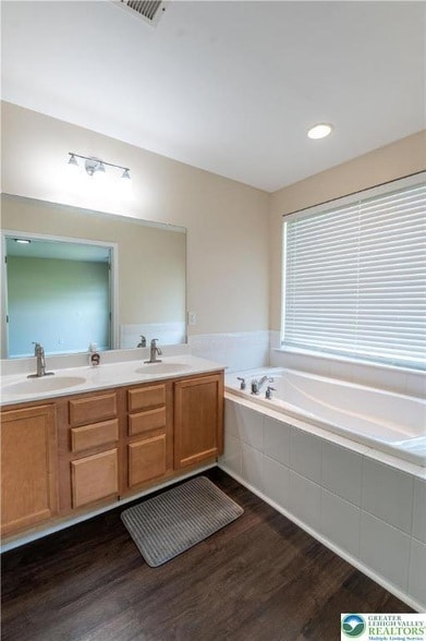 Building Photo - 8475 Putnam Ct