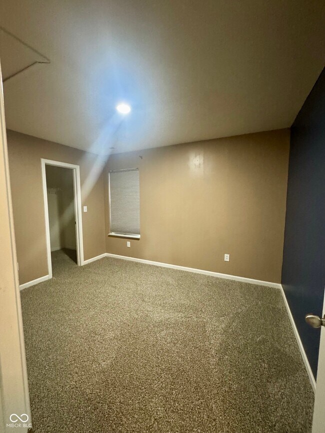 Building Photo - 2164 Sungold Ct