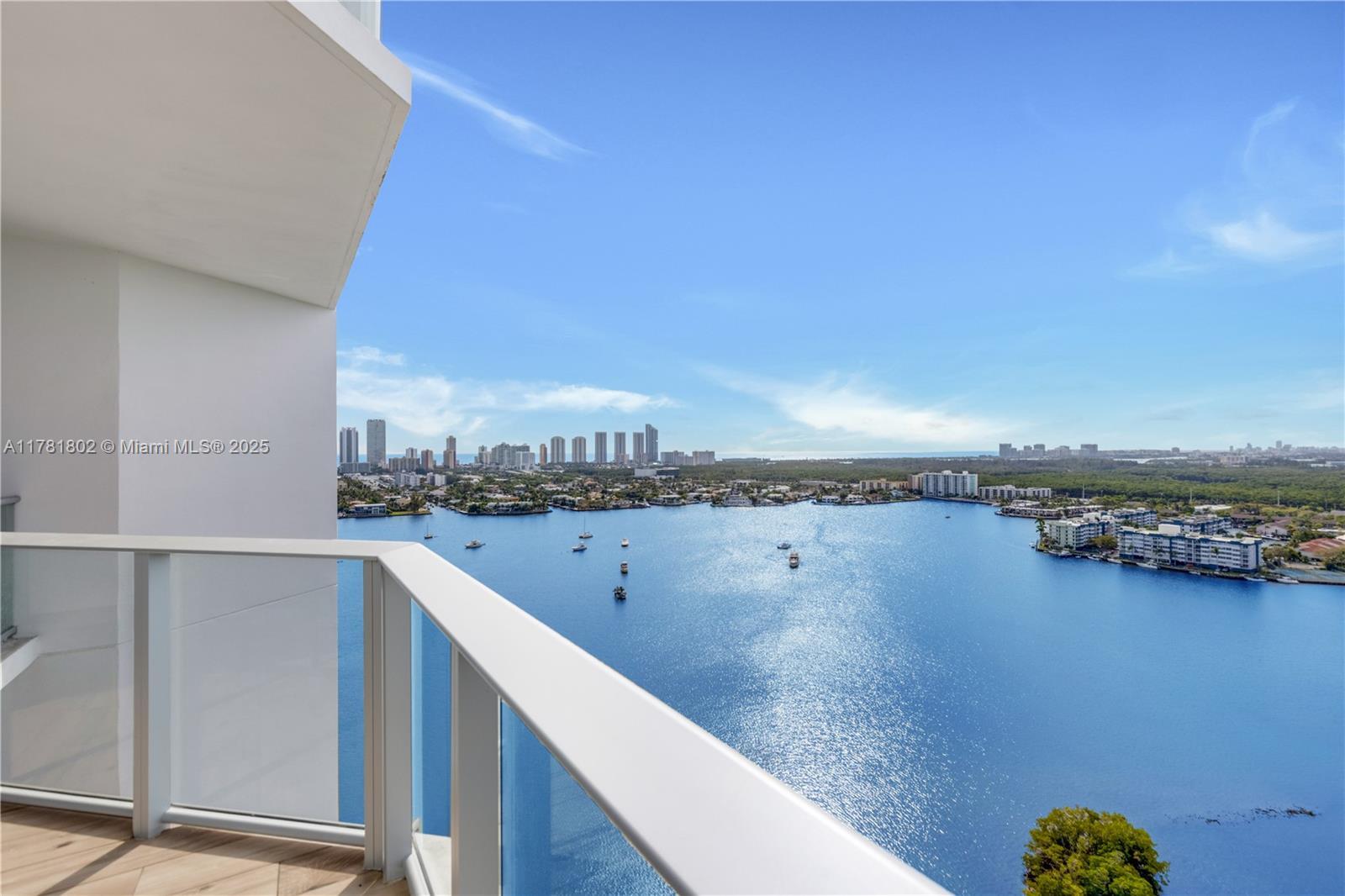 Building Photo - 17111 Biscayne Blvd