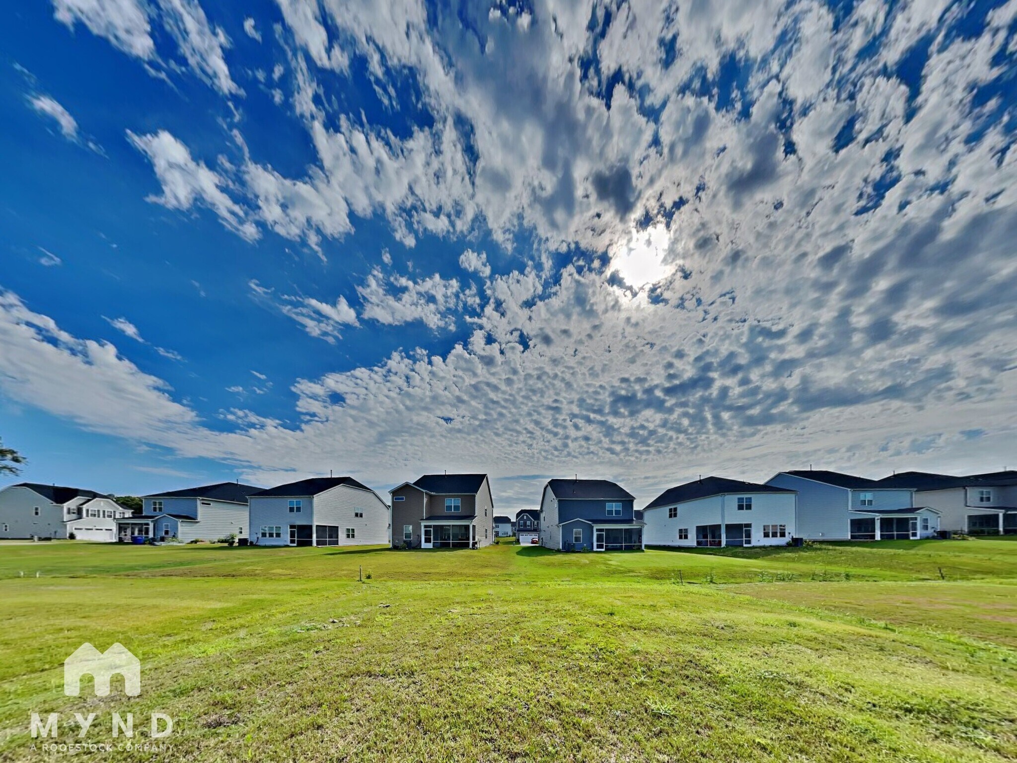 Building Photo - 1621 Trembley Pk Dr