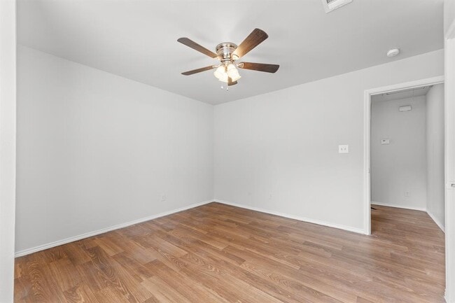 Building Photo - 840 Sagewood Trail