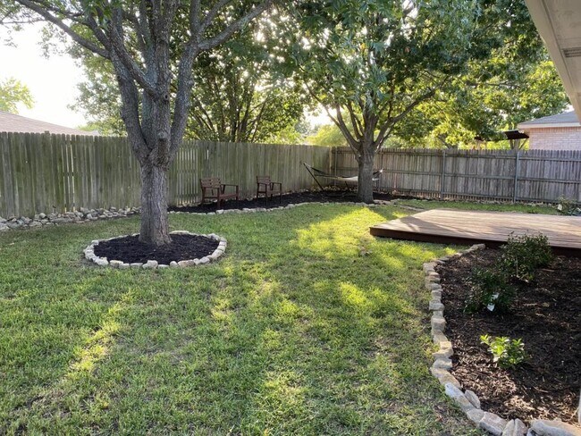 Building Photo - 4603 Courtside Dr
