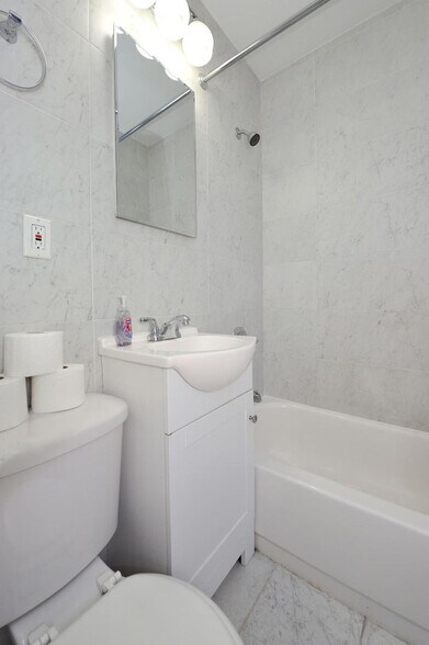 Building Photo - 237 Sullivan St