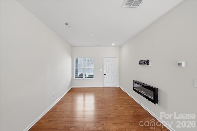 Building Photo - 15217 Wrights Crossing Dr