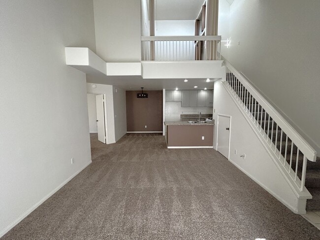 Building Photo - 13133 Le Parc Blvd