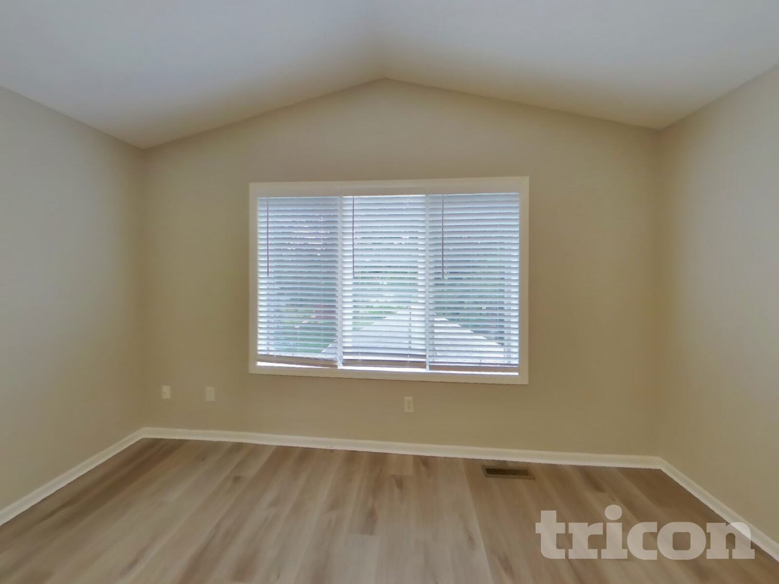 Building Photo - 1259 Irvine Dr