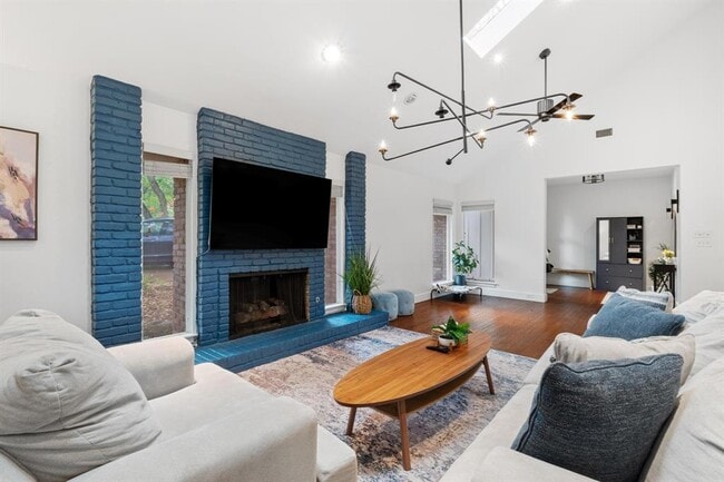Building Photo - 3607 Laurel Ledge Ln