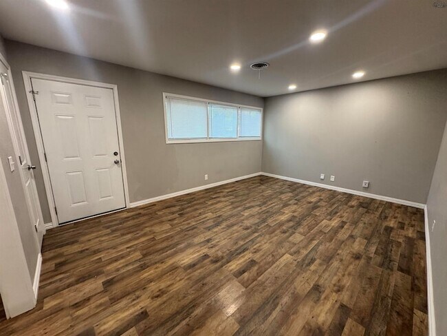 Building Photo - 4801 Pawnee Pathway