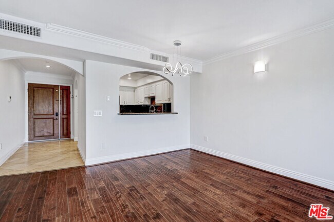 Building Photo - 1520 S Shenandoah St