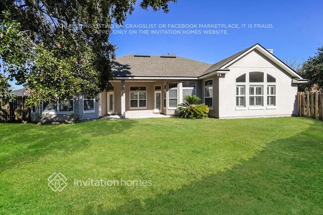 Building Photo - 4013 Lonicera Loop