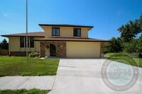 Building Photo - 5614 N 116th Ave