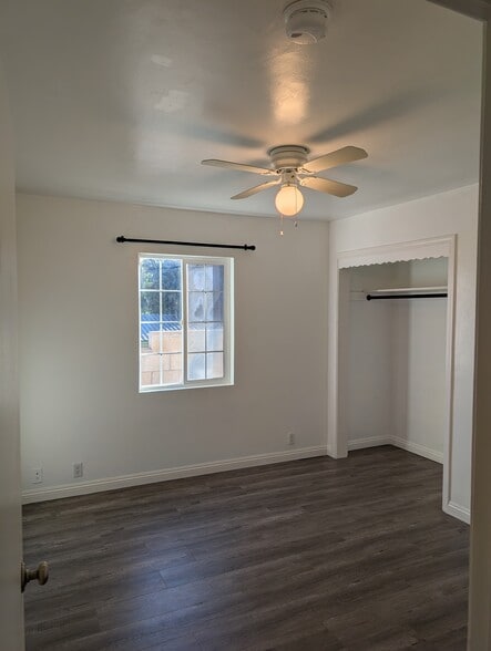 Building Photo - 2214 Eckhart Ave