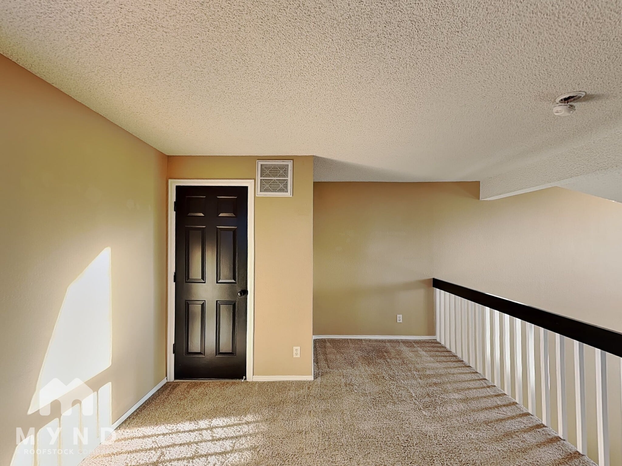 Building Photo - 3030 W Prentice Ave