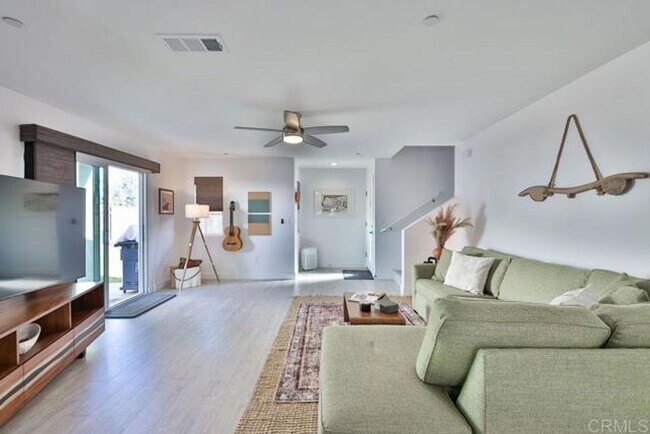 Building Photo - 1139 2nd Ave