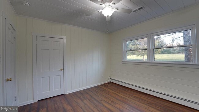 Building Photo - 53 Iron Bridge Rd