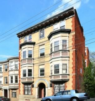 Building Photo - 1705 Sycamore St